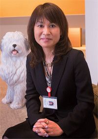 <strong>日本オラクル GSA営業統括本部 ディレクター 吉田富美香</strong>●名古屋市出身。南山大学卒。中堅IT系企業等を経て現職。コンサルティング営業、サポート、事業開発などを経験。