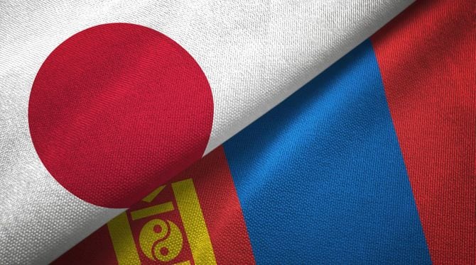 モンゴルと日本の旗