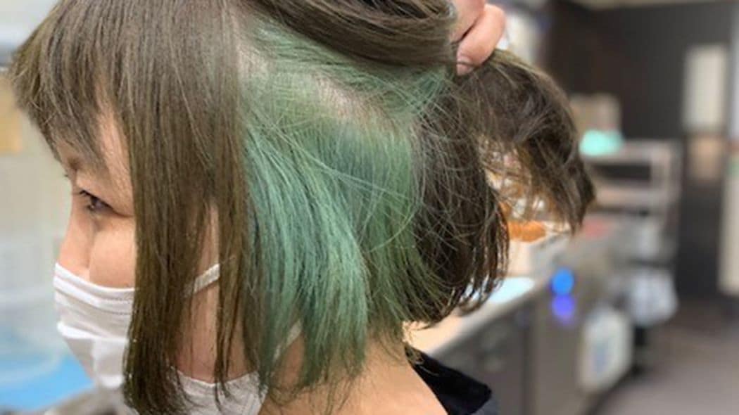 ピンク髪も金髪もまったく問題なし…スタバが装い規定を大幅緩和した本当の狙い これまでは｢自然な発色｣だったが…