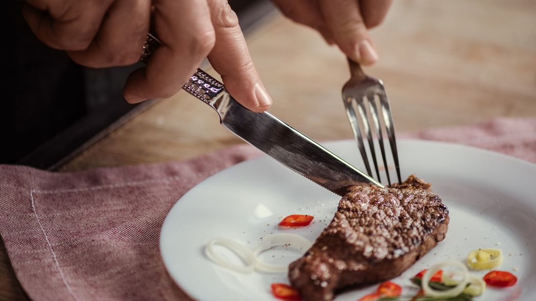  ｢日本には"謎マナー"が多すぎる｣年間外食800回の美食家が､それでもこれだけは絶対ダメというNG行動3つ ナプキンはどう置いたらいいか､撮影許可は取るべきか…