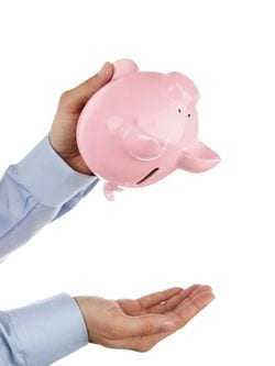 お金の入っていない貯金箱