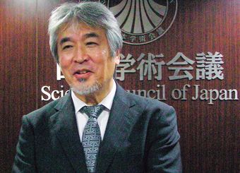 学生をゴリラ以下に扱う"京大・山極総長"