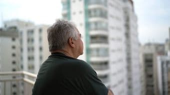 食費は1日600円台､趣味も友人もゼロ…｢年金12万円+バイト5万円｣で暮らす68歳独身男性の"老後資金の積立額"