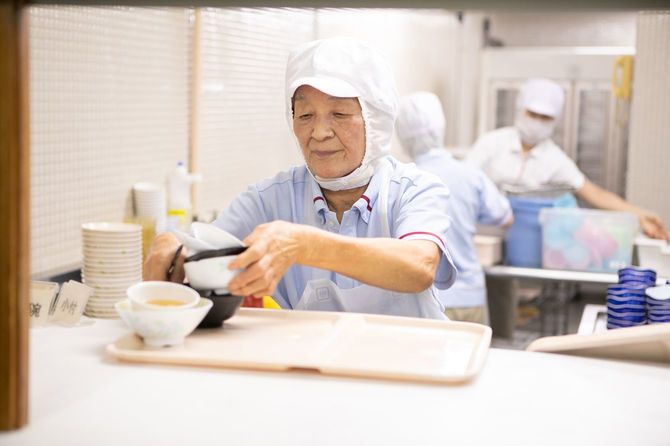 塩原りつ子さん