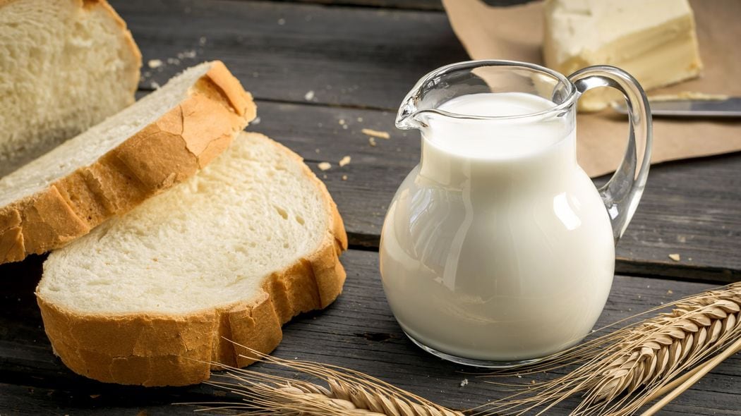 パン祭りならぬパン地獄…医師が警鐘｢パンを食べると脳の神経伝達物質を阻害､記憶曖昧･情緒不安定化｣ パンと牛乳の摂取を2週間やめると､多くが集中力アップし肌の調子も向上