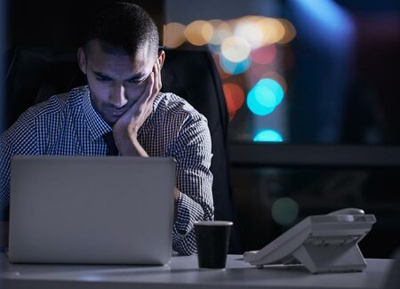 あなたの命を削る 残業 をやめる方法7 スジのいい仕事 を呼び込め president online プレジデントオンライン