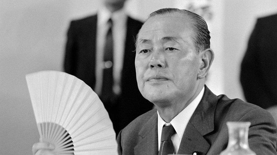 田中角栄がゲイバーのママに頼んだ｢誕生日プレゼント｣が意外すぎた…昭和の政治家が熱中した｢赤坂遊び｣のスゴさ