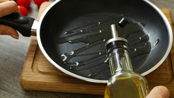 一日大さじ2杯弱で腸を整え老化と認知症を予防…医師が｢古くから欧米で万能の効果アリ｣と勧める油