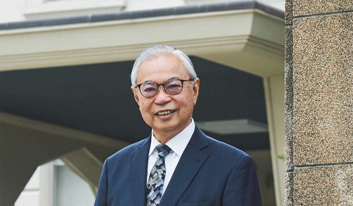 灘中学校・高等学校校長の和田孫博さん