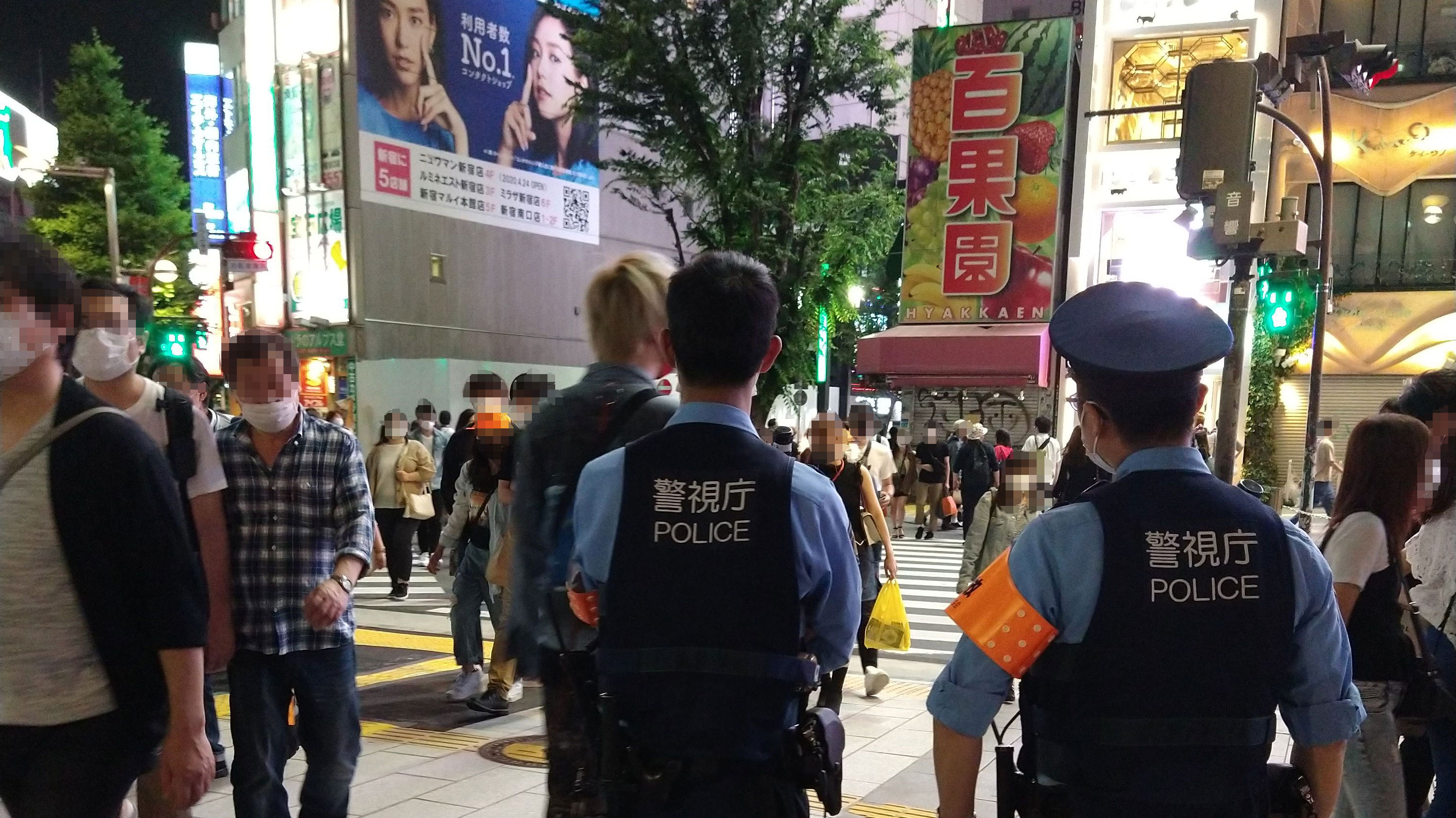ホスト狩り の惨劇で治安最悪 クラスター集中の歌舞伎町は自粛警察も行かない 別の権力により秩序が保たれている President Online プレジデントオンライン