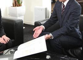 保険・通販業界にみる「買えば救われますよ」的セールス方程式 