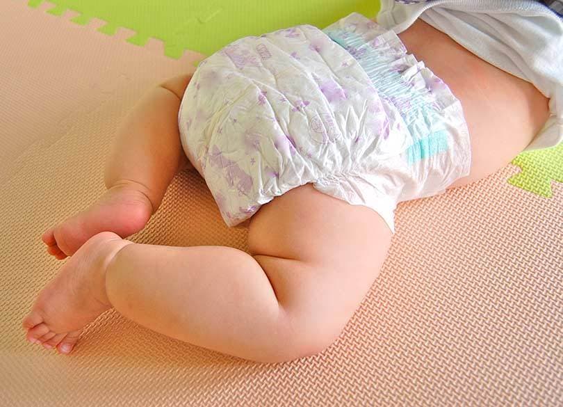 男性保育士による女児おむつ替え、何が問題か？ 男性保育士は全体の4%