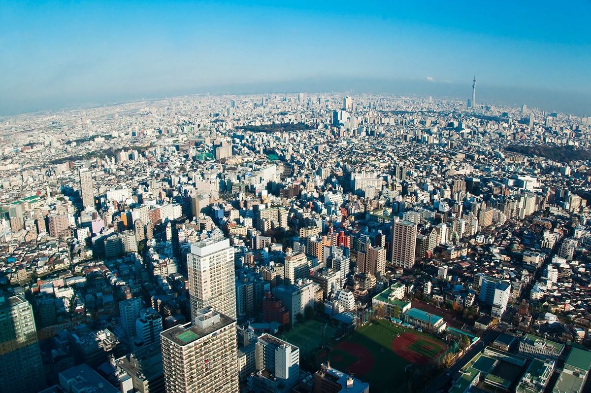 上空から見た東京の街