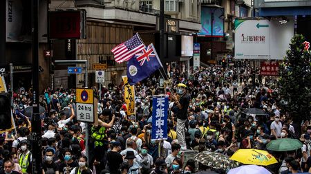 とうとうアメリカも介入した 中国vs香港 で問われるイギリスの本気度 英国市民権を付与 は本当なのか President Online プレジデントオンライン