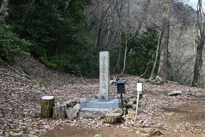 浅井長政が切腹したという赤尾屋敷。