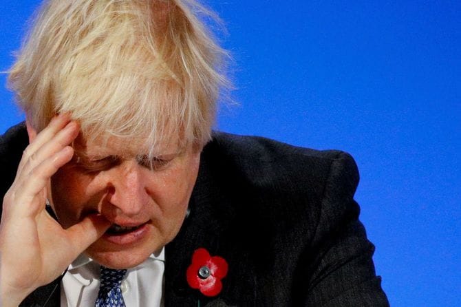 2021年11月2日、国連気候変動枠組み条約第26回締約国会議（COP26）でのジョンソン英首相（イギリス・グラスゴー）