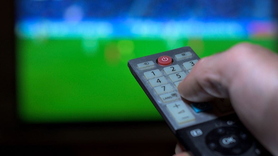 テレビ局がネトフリ､アマプラの下請けになる日は近い…テレビのリモコンを見ればわかる劇的な変化 テレビは｢ネット動画ディスプレイ｣になった