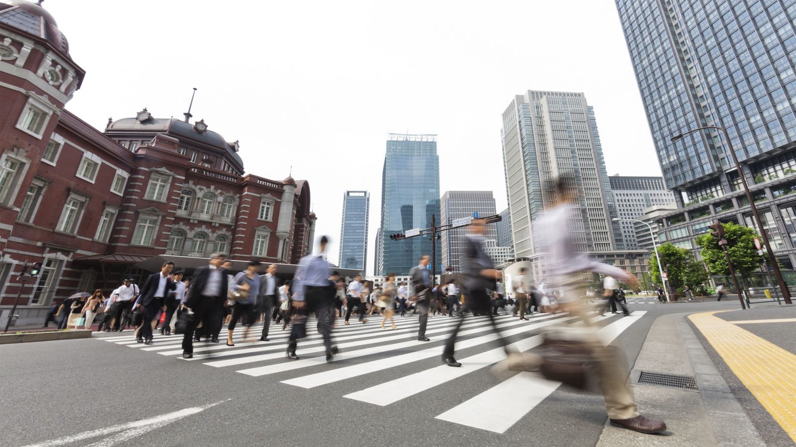 なぜ日本人は｢仕事への熱意｣が145カ国で最下位なのか…日本人の｢生産性｣を高めるために必要なこと なぜ｢スピーチの内容｣より｢英語力の有無｣が気になるのか