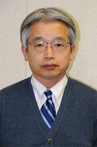<strong>東京医科大学皮膚科学講座主任教授 坪井良治</strong>「男性が薄毛になるメカニズムはすでに解明されています」