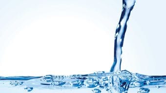 ｢水の飲みすぎ｣｢経口補水液を毎日飲む｣は危ない…【医師が解説】病気をつくる《水毒》の正体