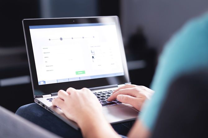 製品を注文する人