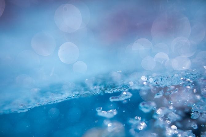 きれいな水がはねている