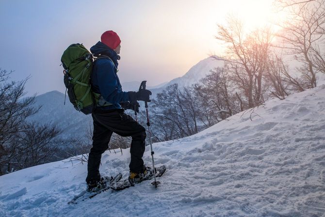 登山する人