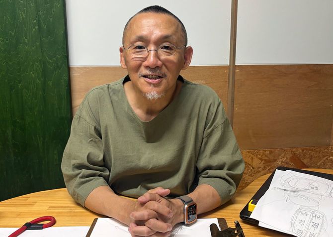 医師の萬田緑平氏、2026年6月、群馬県前橋市の萬田診療所にて