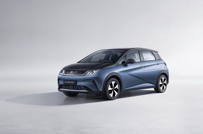 「BYD DOLPHIN」