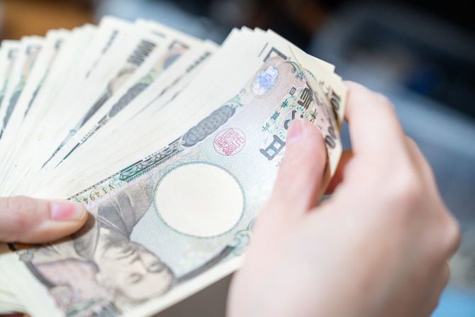 お金