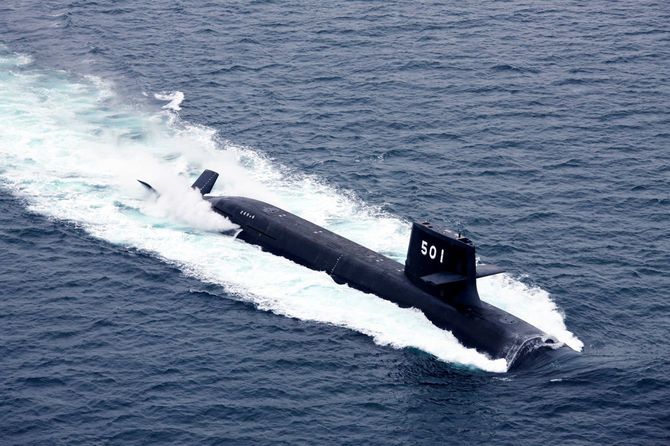 潜水艦「そうりゅう」型　出典：海上自衛隊ホームページ