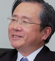 <strong>住友生命保険社長 佐藤義雄</strong>●1949年、福岡県生まれ。九州大学卒業後、住友生命保険入社。営業畑と運用畑を歩み、2007年から現職。