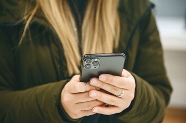 カネも思い出もすべてを奪われる…米国で被害が急増中の「Apple ID カネも思い出もすべてを奪われる…米国で被害が急増中の「Apple ID