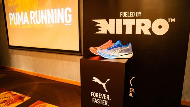 プーマの最新シューズ「メンズ ディヴィエイト ニトロ エリート 2 ランニングシューズ」