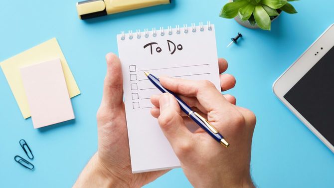 ToDoリストを書き出す手元