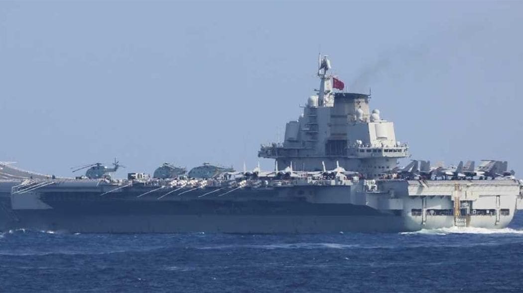 尖閣諸島には手を出さず､沖ノ鳥島の近海へ…中国海軍の空母が｢日本のEEZ｣で存在感を誇示する本当の理由 既成事実化を進める｢サラミ戦術｣とは何か