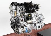 トヨタvsホンダ「コンパクトカー燃費戦争」の裏側