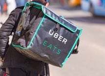 この時代に"出前サービス"が大人気なワケ