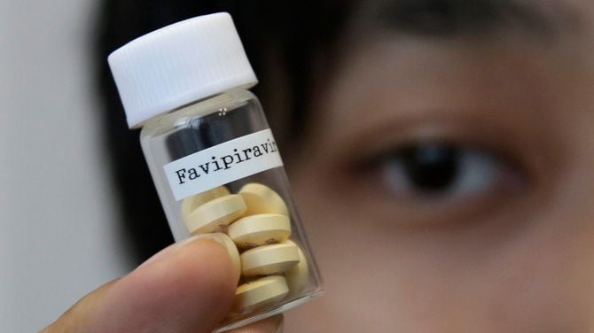 エボラ出血熱に有効な可能性のある日本製の未承認薬「ファビピラビル(商品名アビガン)」。富士フイルムホールディングス傘下の富山化学工業がインフルエンザ治療薬として厚生労働省から認可を得ている(2014年8月26日、東京都)