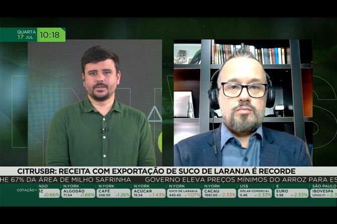 農業情報番組「AgroMais」で、世界的なオレンジ消費減を案じるイビアパバ・ネット氏