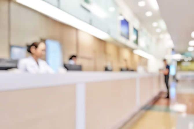 大規模病院の受付