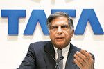 タタ自動車のラタン・タタ会長。2009年末までに年産能力25万台の専用工場を印西部に稼働させ、ナノの販売を本格化する。