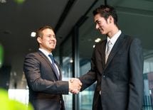 自信のない人ほど"年下"を呼び捨てにする