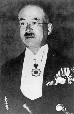 木戸 幸一（きど・こういち）1889～1977／明治の元勲・木戸孝允（桂小五郎）の孫。政治家。父の侯爵・孝正は侍従長という華族の御曹司。京大法科卒。内大臣秘書官長などを経て、内務大臣に就任。戦後A級戦犯として終身刑となるが、のちに釈放写真＝近現代PL／アフロ