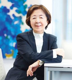 下重 暁子
