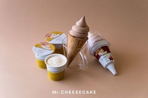 ミスターチーズケーキとセブン‐イレブンのコラボ商品。(写真提供=Mr. CHEESECAKE)