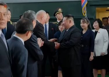 娘のキム・ジュエではなく…衝撃的な映像で明らかになった｢金正恩と