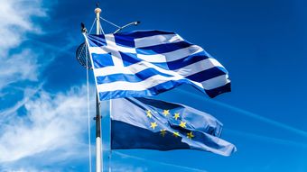 チャイナマネーにすり寄るギリシャ首相の是非