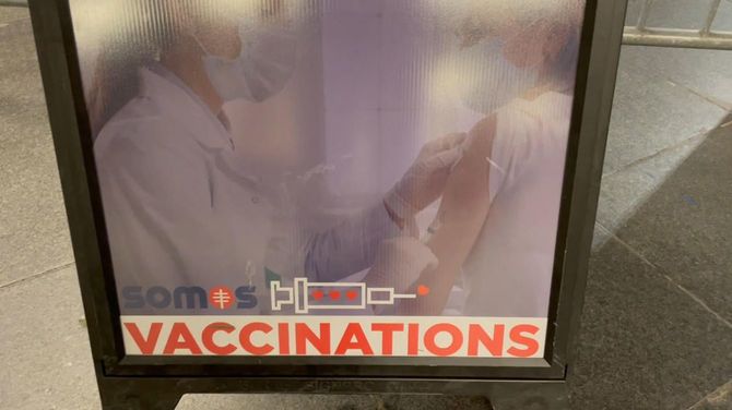 ワクチン接種を啓発する看板