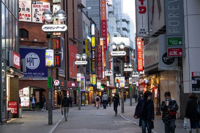 緊急事態宣言後の新宿